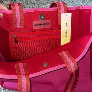 Neoprene Summersalt tote bag hot pink and red